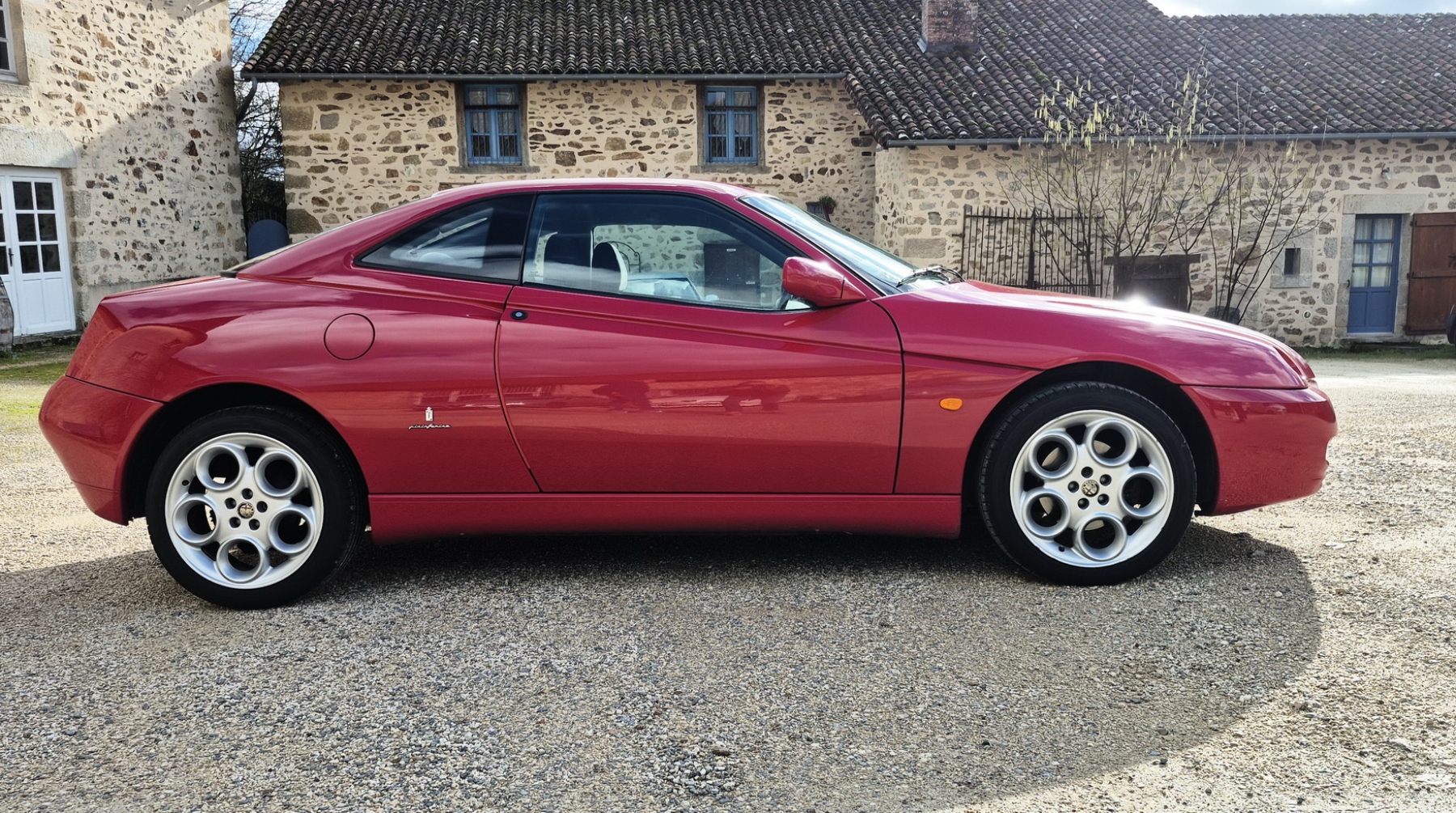 Illustration - Alfa Romeo GTV 2004