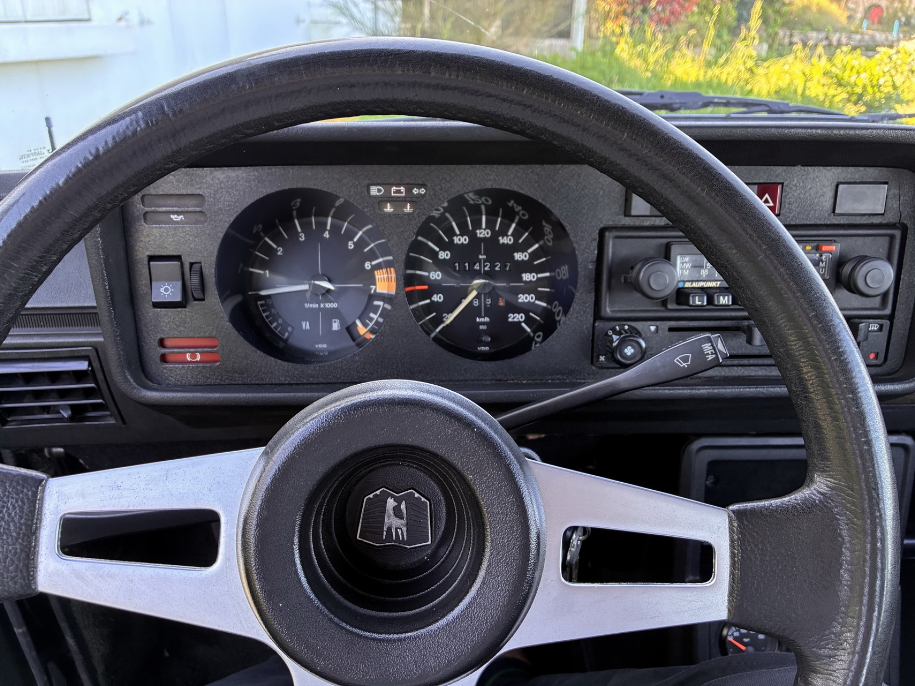 Illustration - Volkswagen Golf GTi 