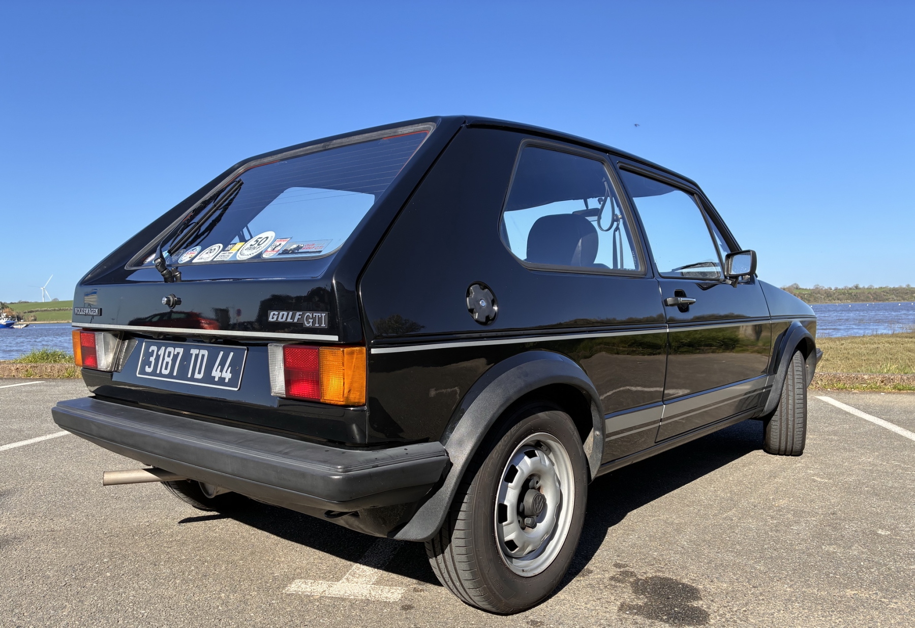 Illustration - Volkswagen Golf GTi 