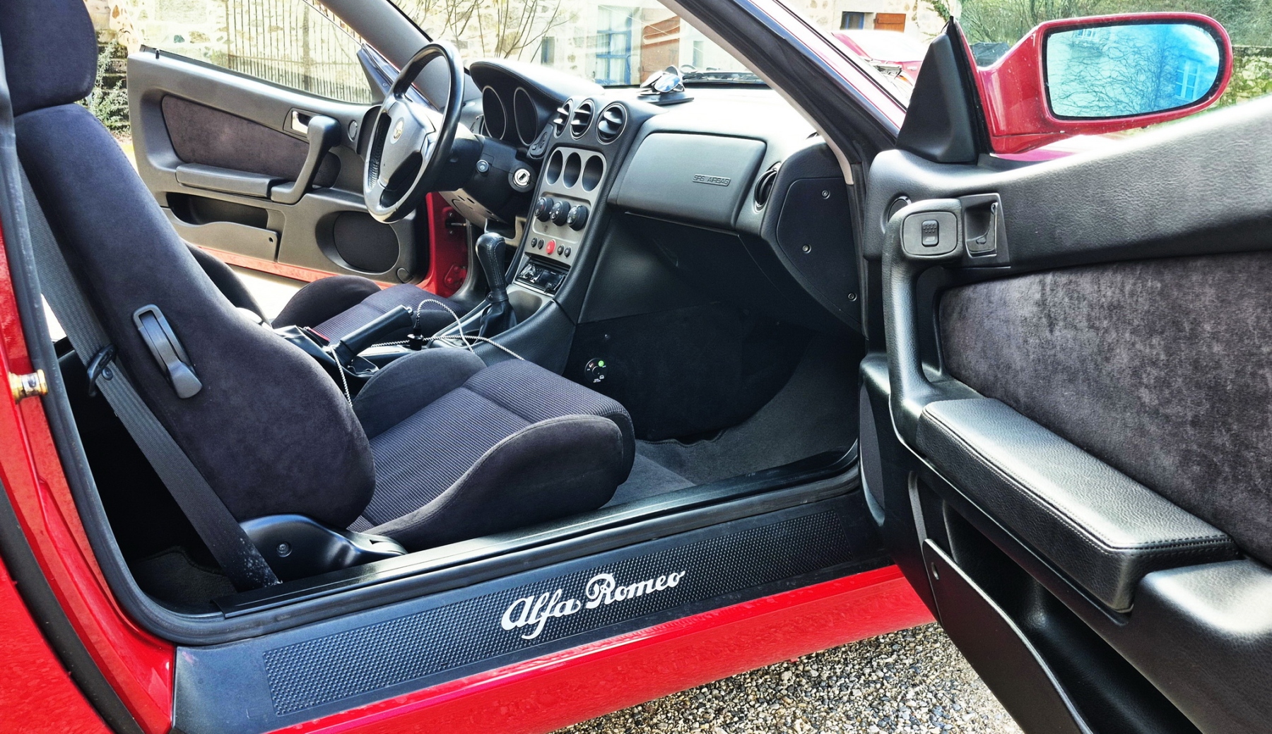 Illustration - Alfa Romeo GTV 2004