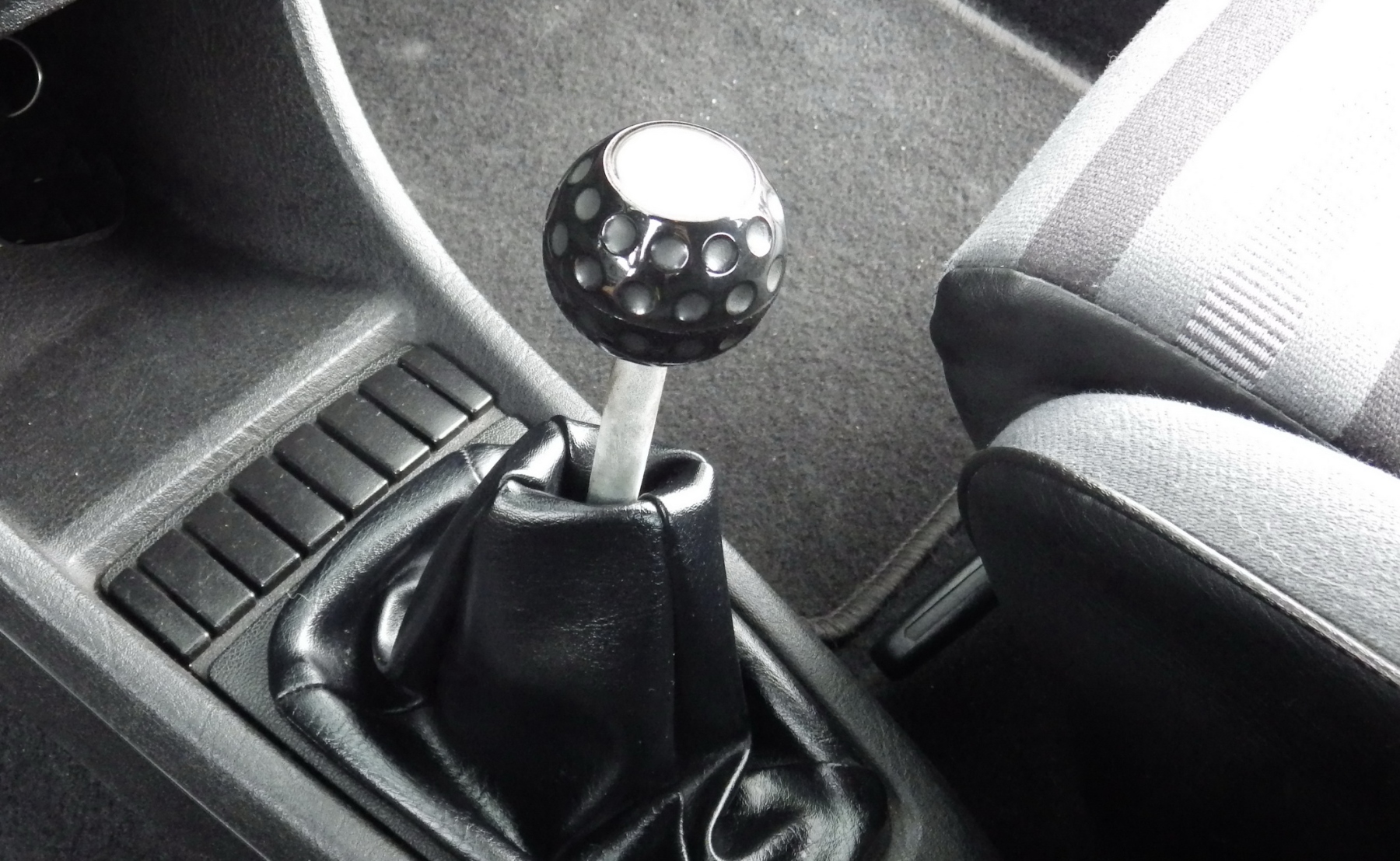 Illustration - VW Golf GTi MK2