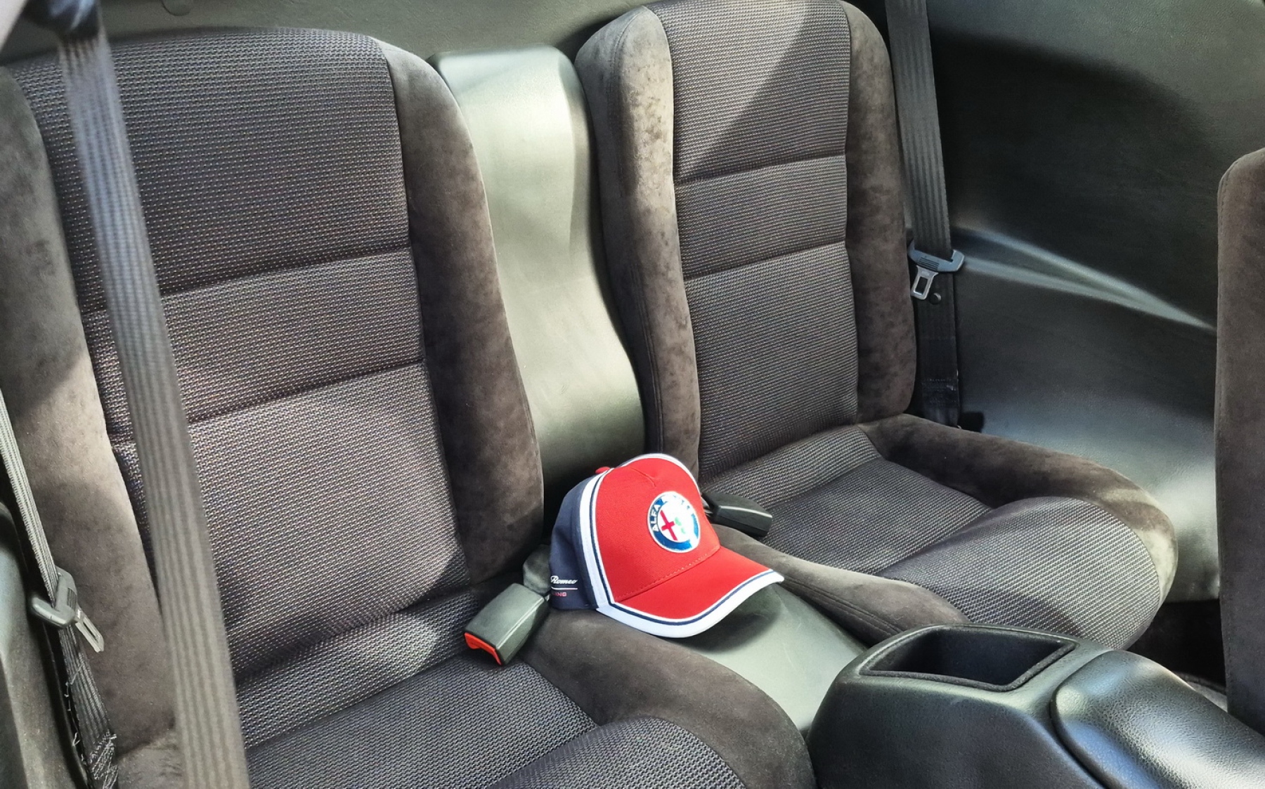 Illustration - Alfa Romeo GTV 2004