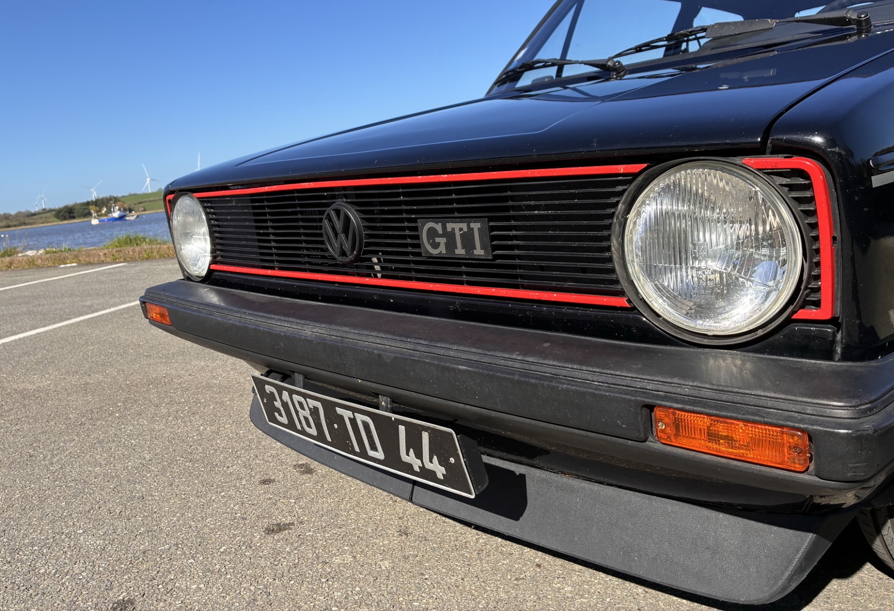 Illustration - Volkswagen Golf GTi 