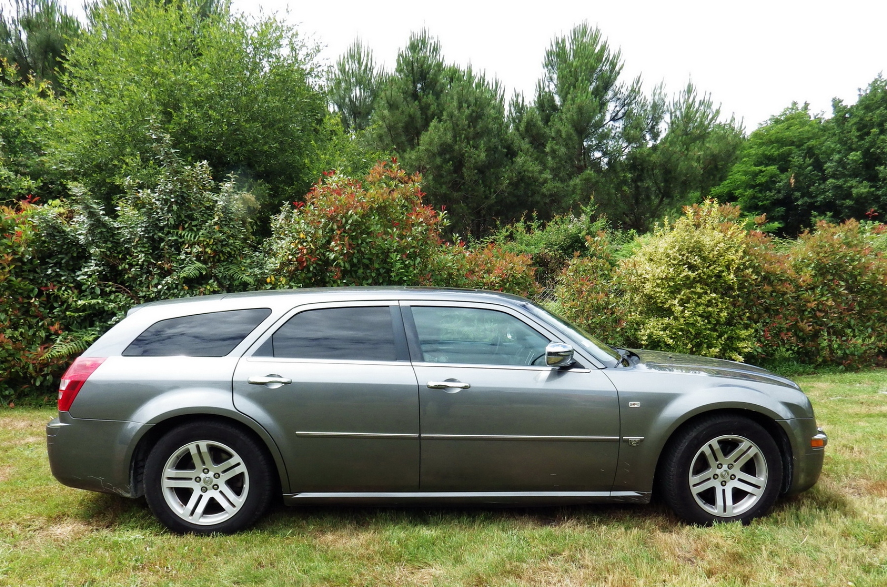 Illustration - Chrysler 300C